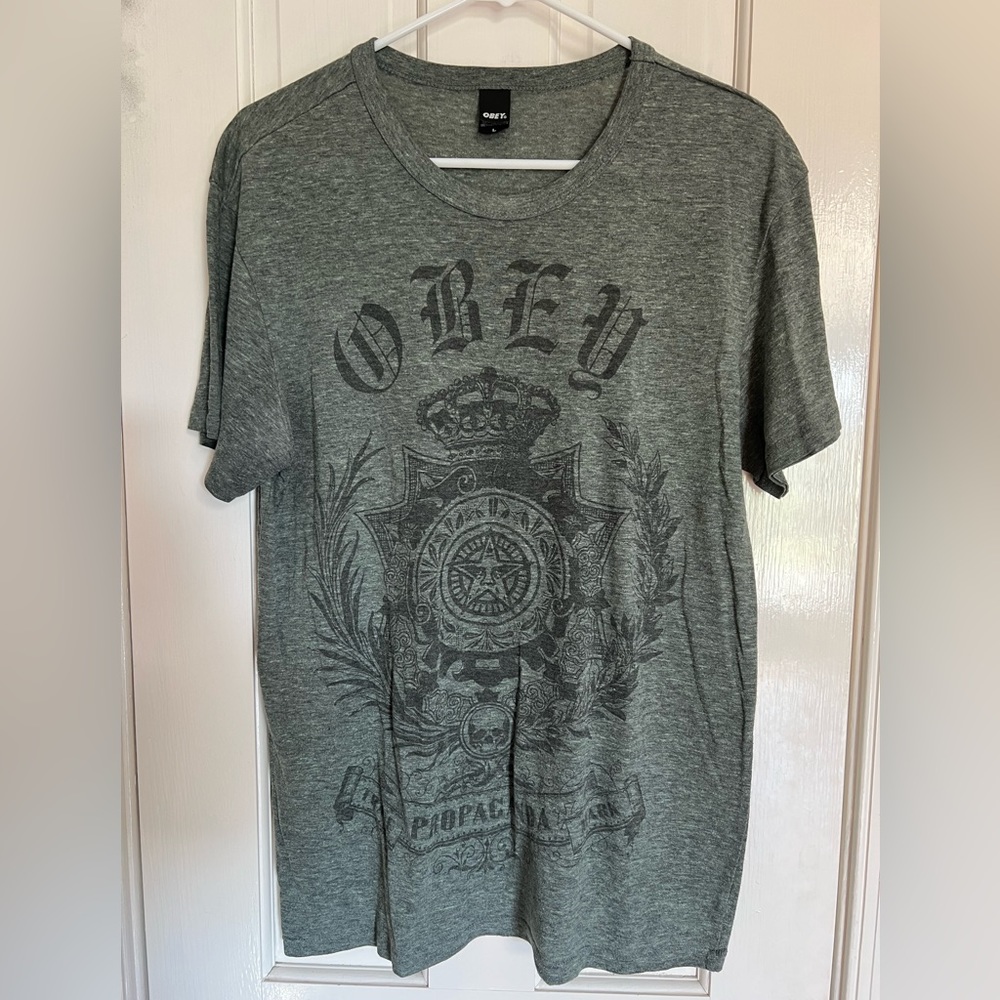 men’s OBEY t-shirt, size large